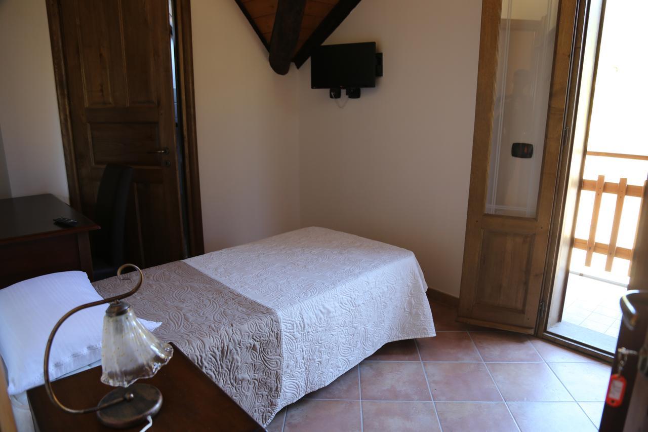 Agriturismo Pirara Sant'Angelo  Екстериор снимка