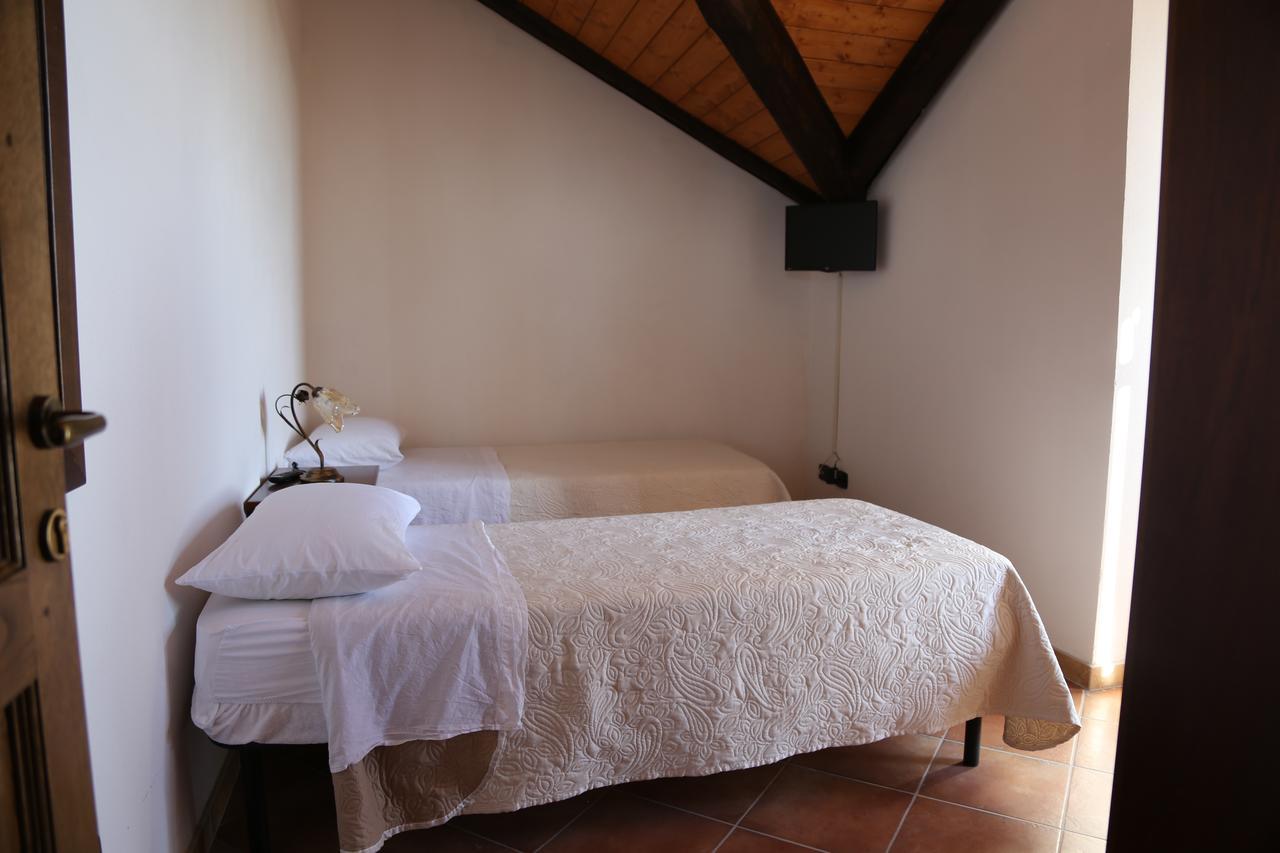 Agriturismo Pirara Sant'Angelo  Екстериор снимка